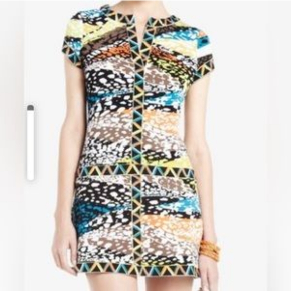 EUC BCBG MaxAzria Short Sleeve Mini Dress Size M Multicolor - Picture 1 of 6